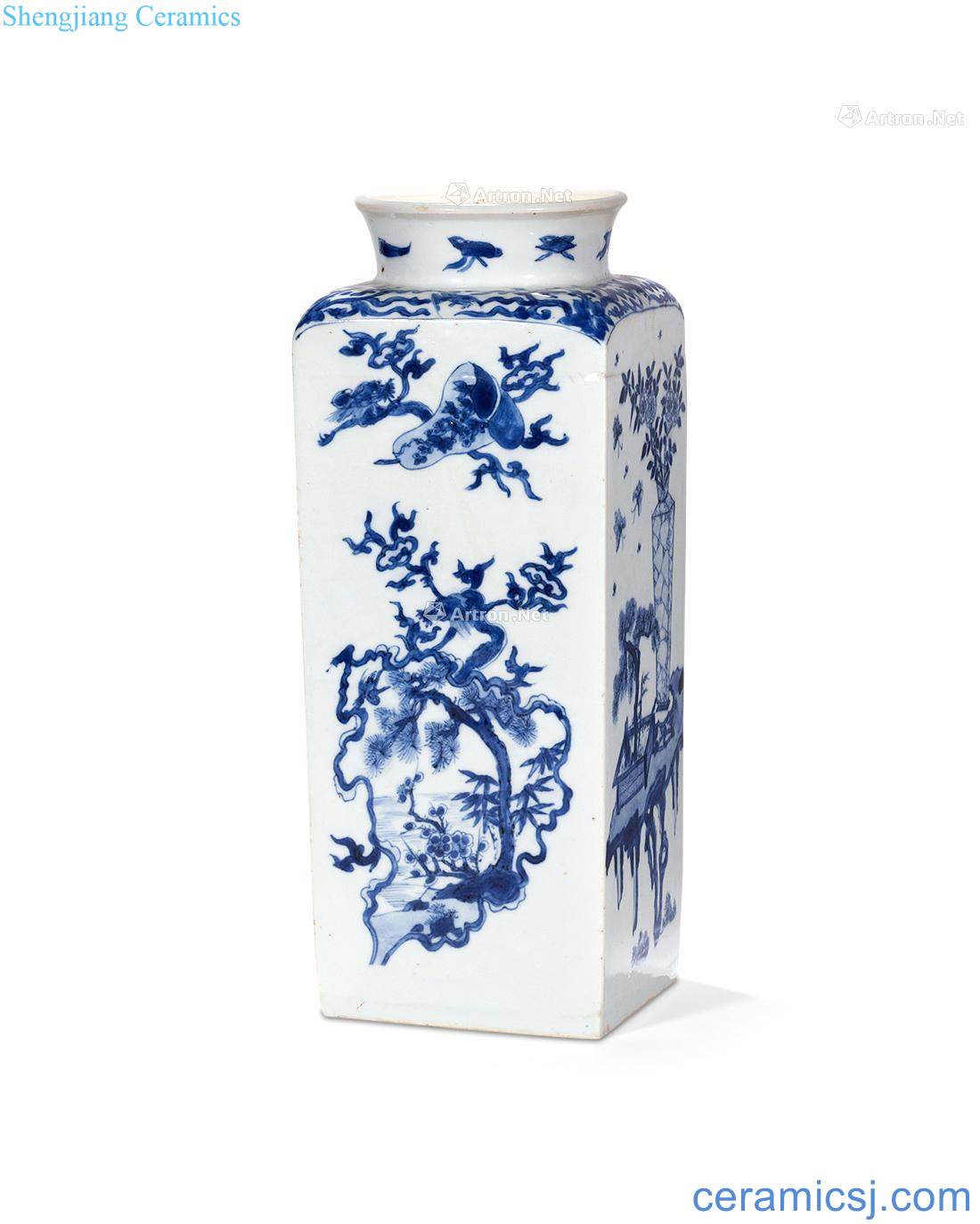 The qing emperor kangxi Blue and white flower grain square bottles