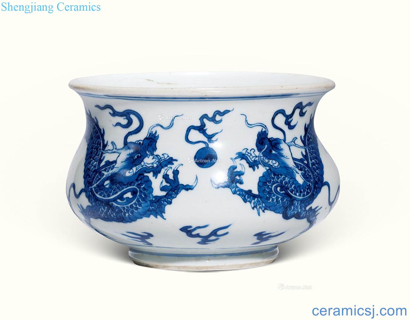 The qing emperor kangxi Blue and white dragon playing pearl grain furnace