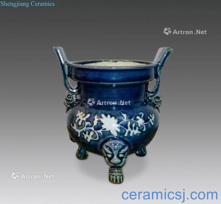yuan Ji blue flower grain furnace with three legs