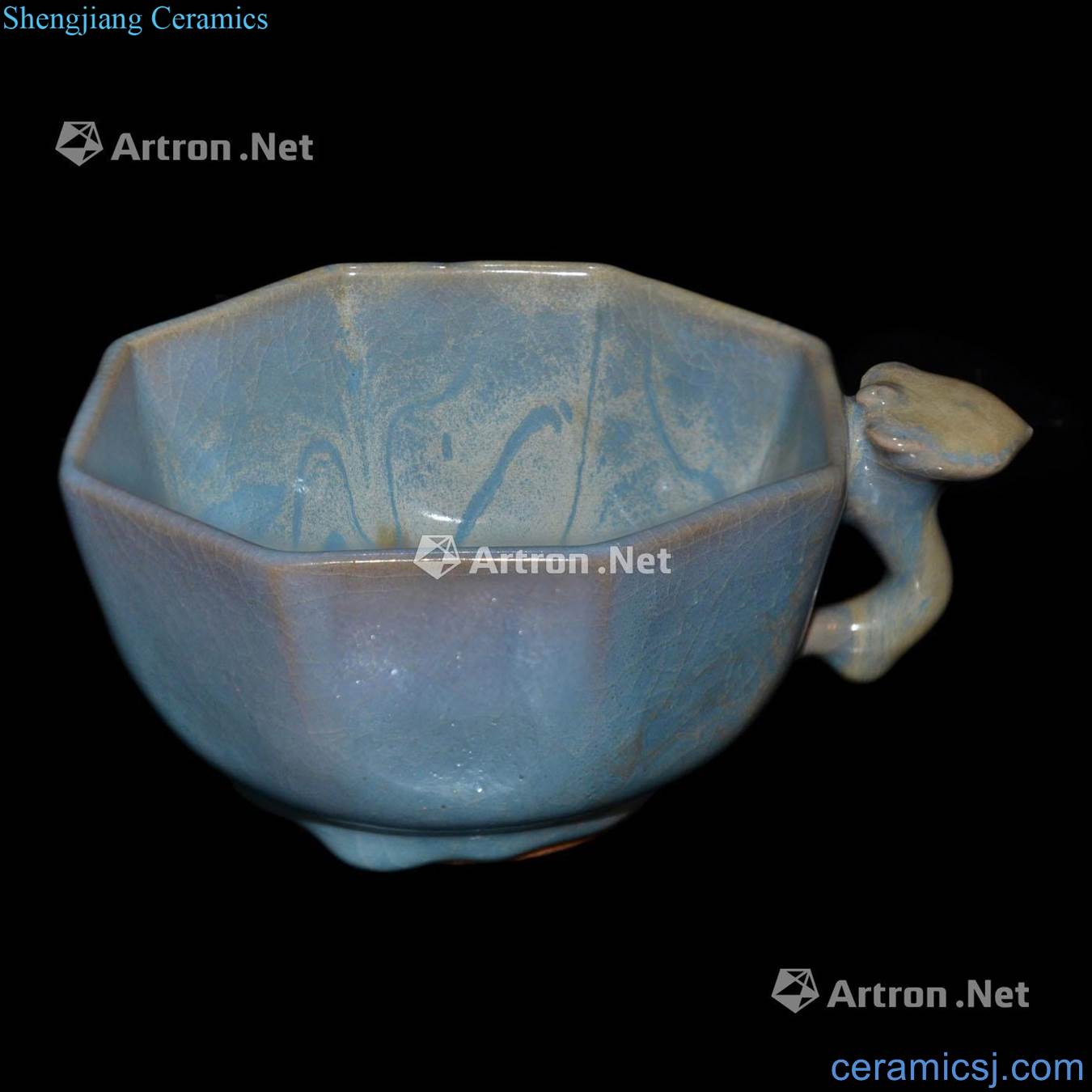 yuan The azure glaze masterpieces eight arrises ear cup