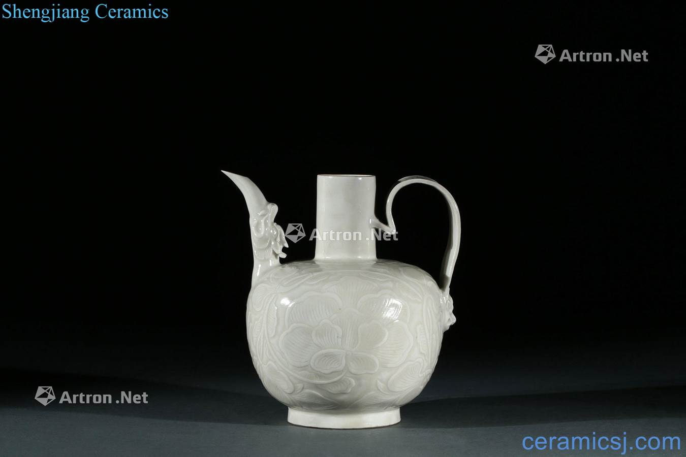 The song kiln carved ewer