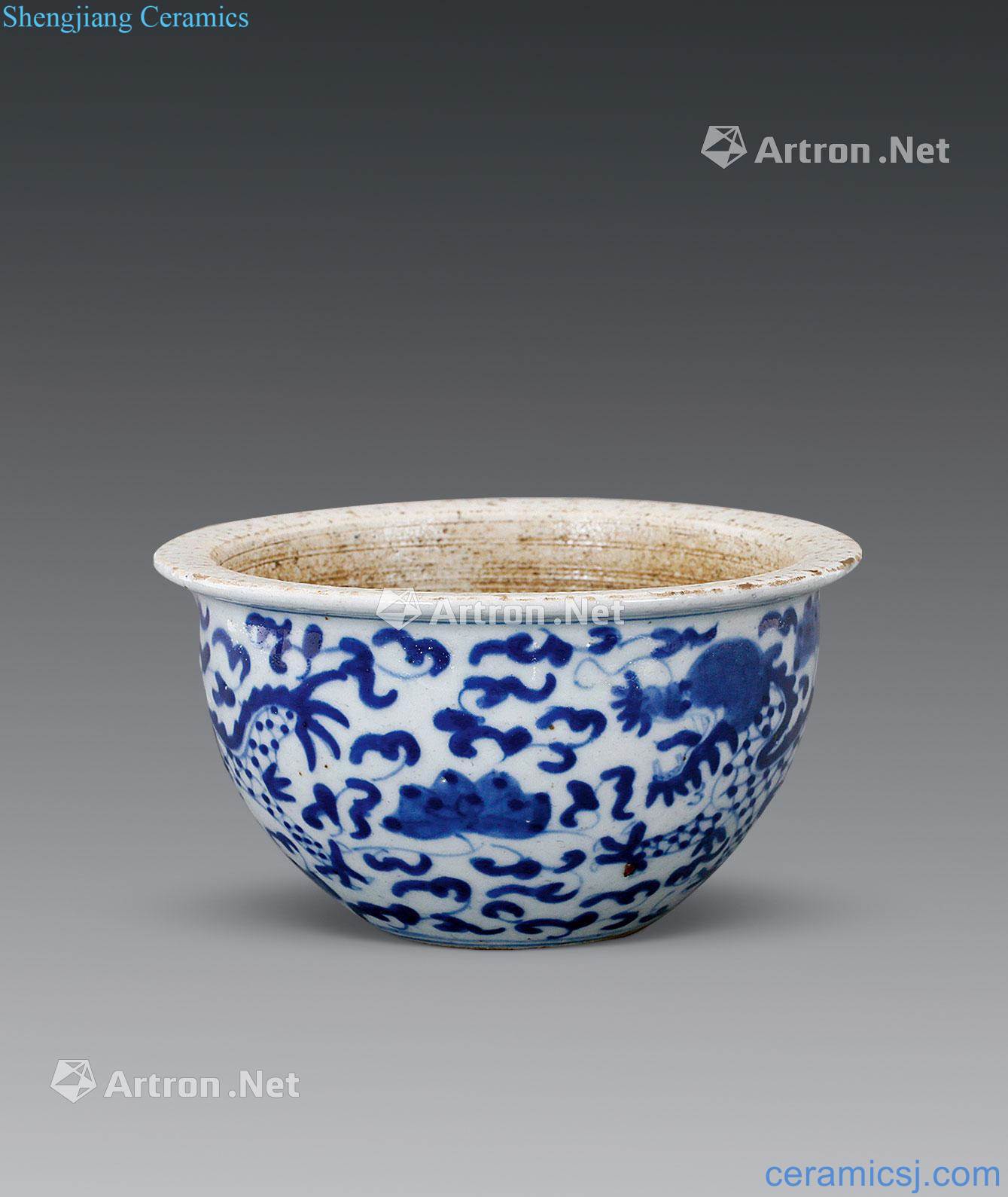 qing Blue and white dragon wear pattern eaves bowl