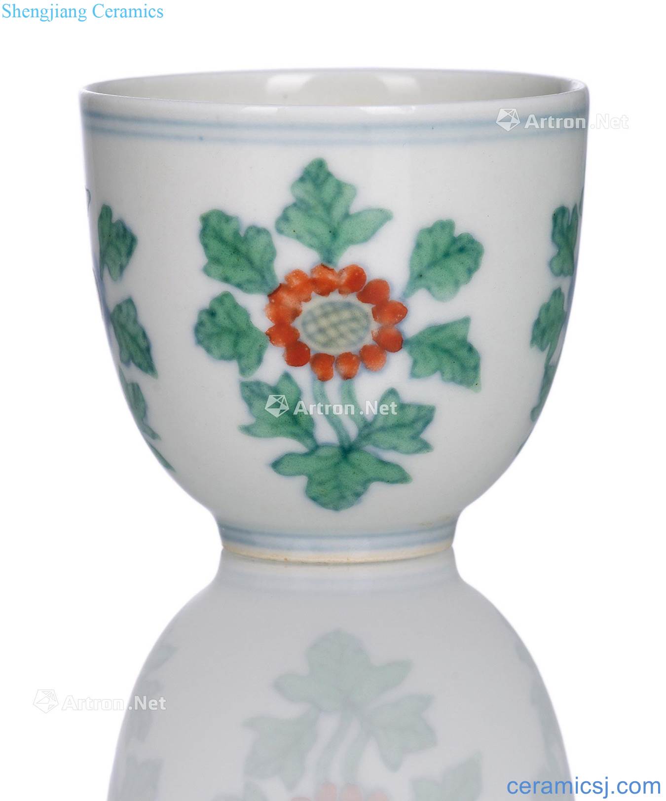 The qing dynasty in the 18th century or the qing emperor kangxi Exquisite color bucket chrysanthemum cup