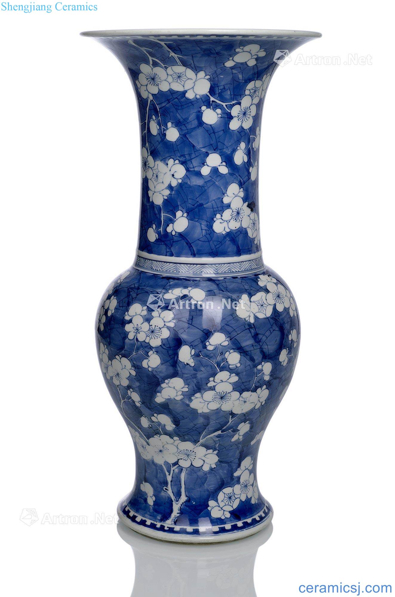 The qing emperor kangxi under glaze blue ice MeiWen PND tail-on statue