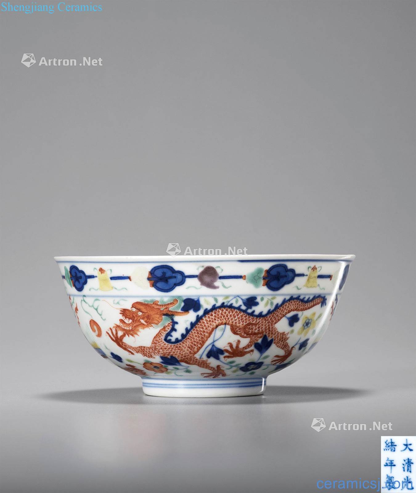 Qing guangxu Longfeng green-splashed bowls