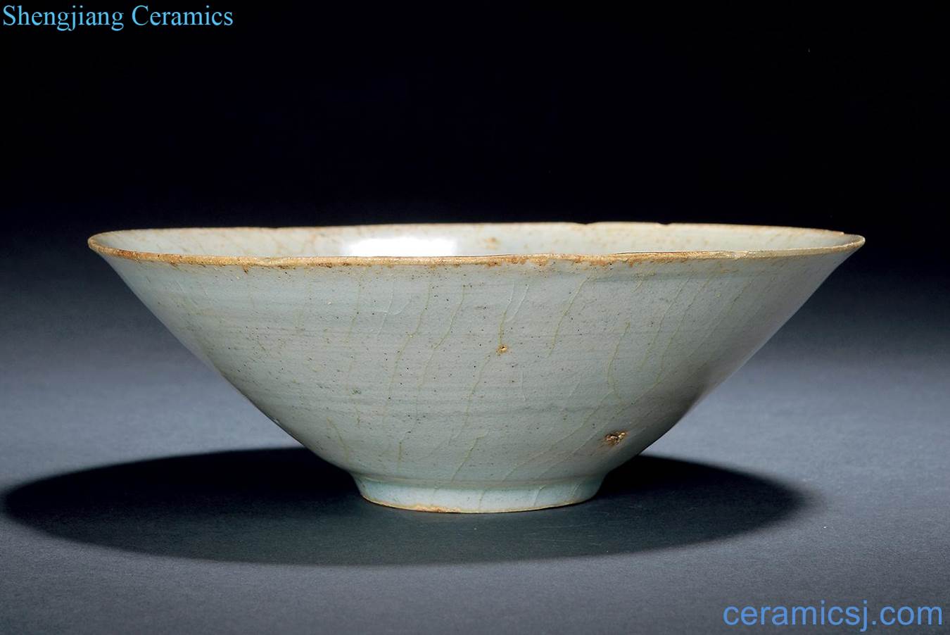 yuan Green white glaze scratching bowl