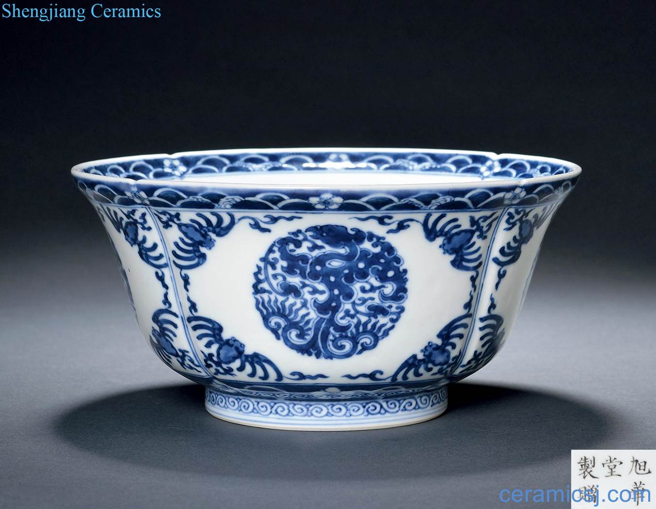 Qing qianlong Blue and white real talent grain big bowl