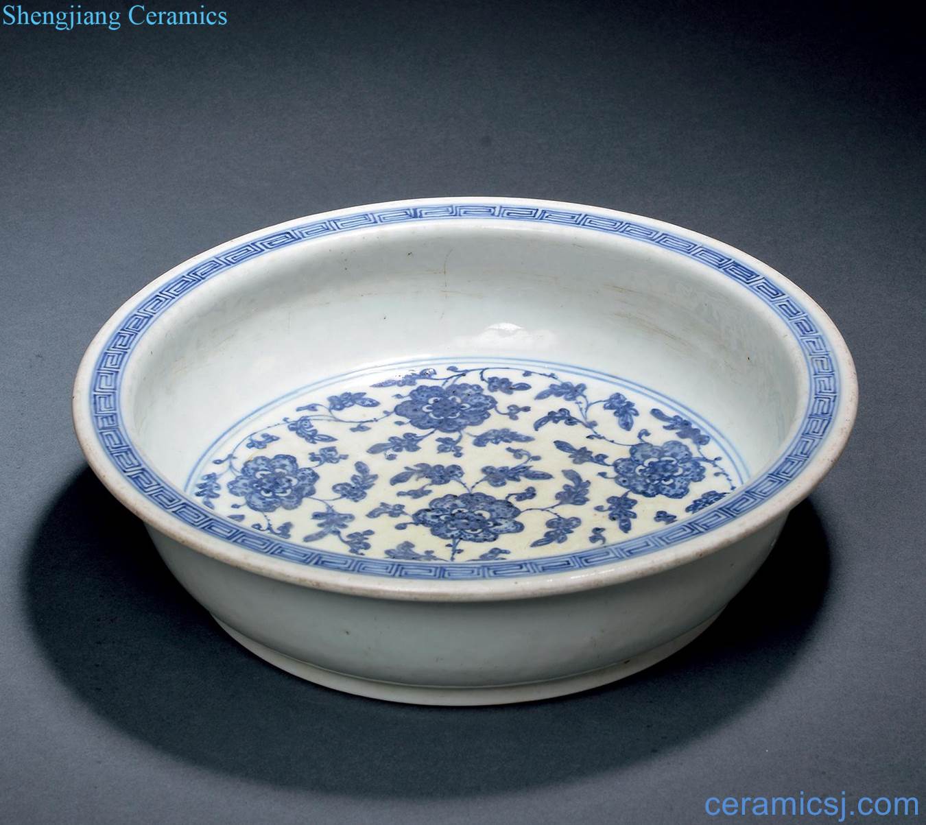 Qing qianlong Blue and white tie up branch flowers fold along the wash