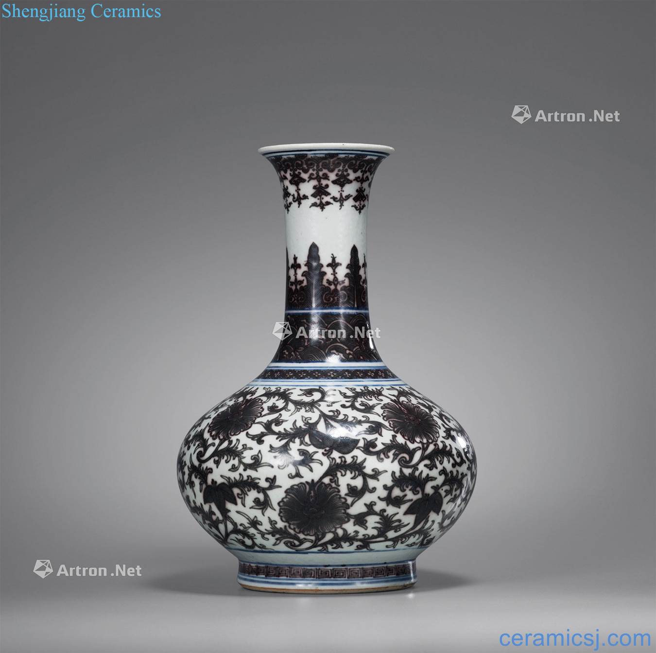 Mid qing Blue and white youligong tangled branches treasure flower bottle water chestnut