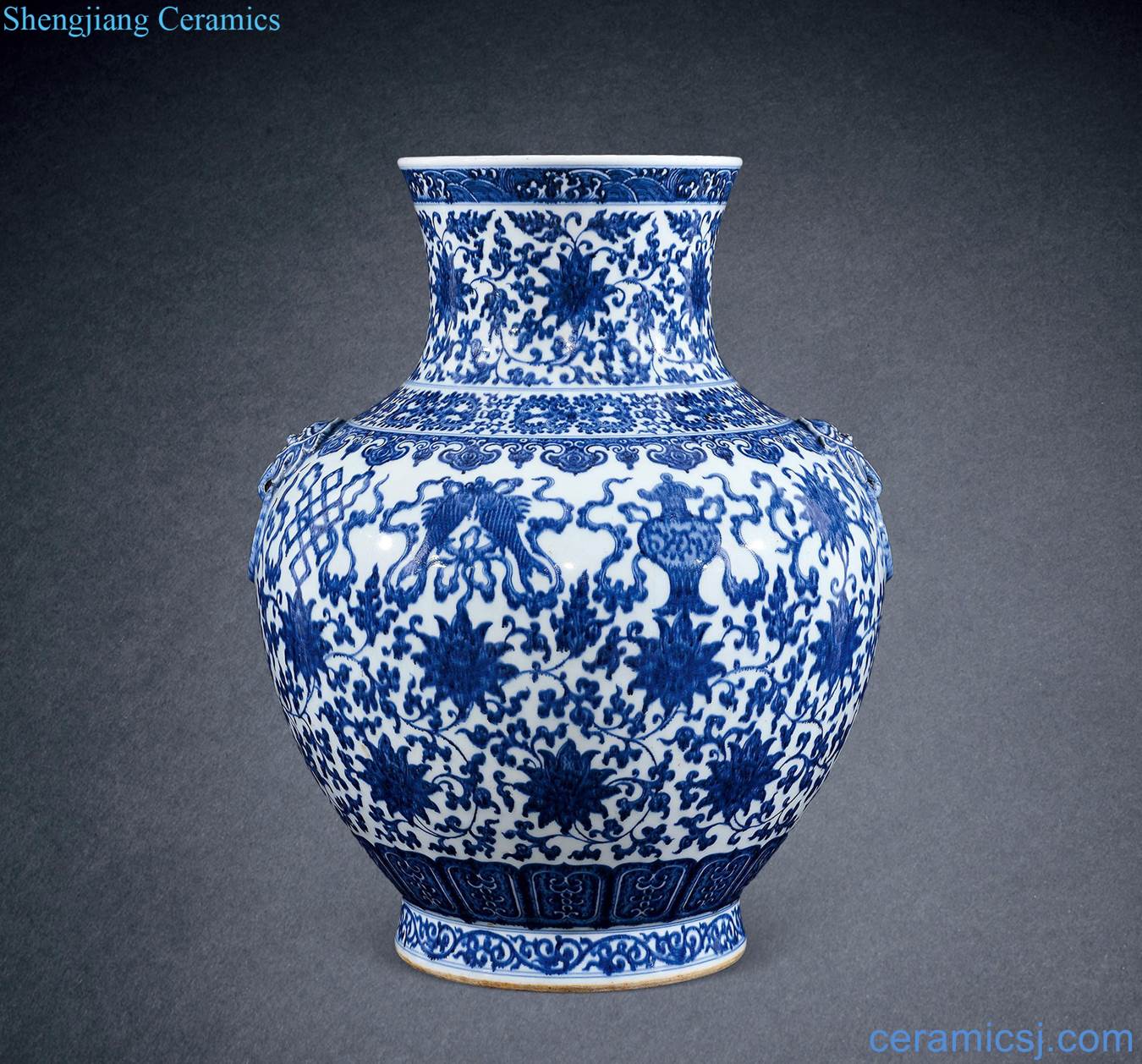 Mid qing Eight auspicious shop first to any blue and white