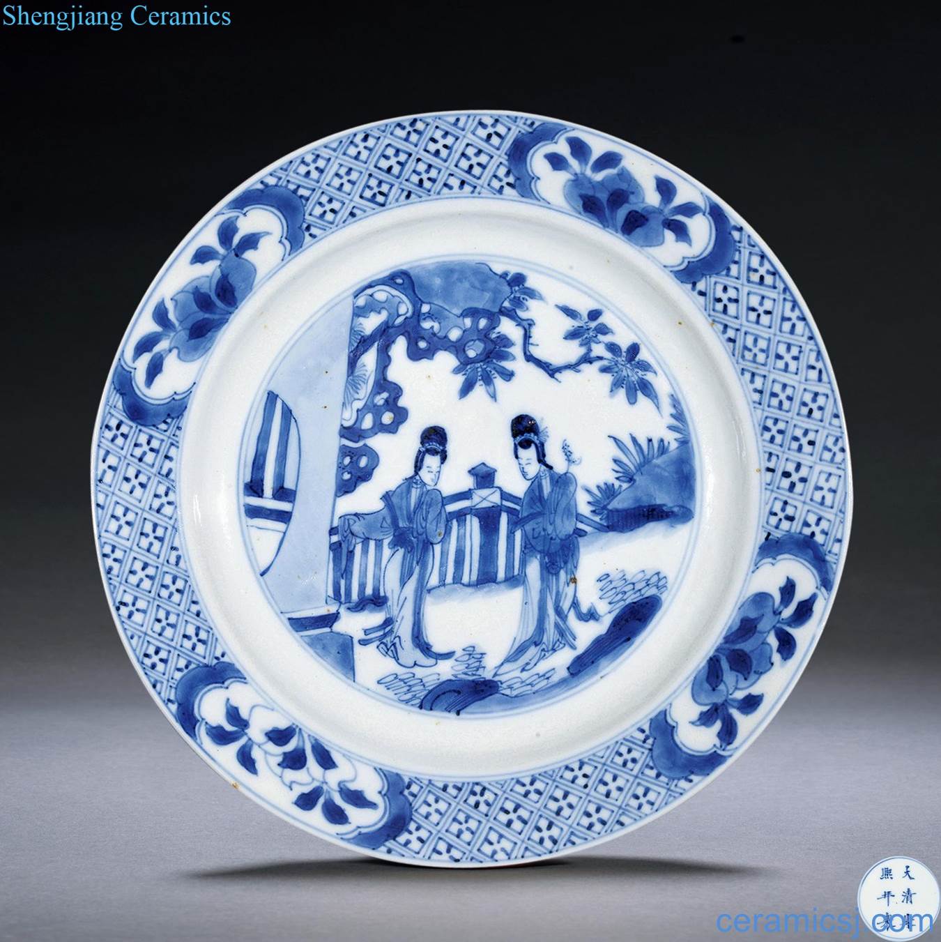 The qing emperor kangxi Blue and white traditional Chinese dish