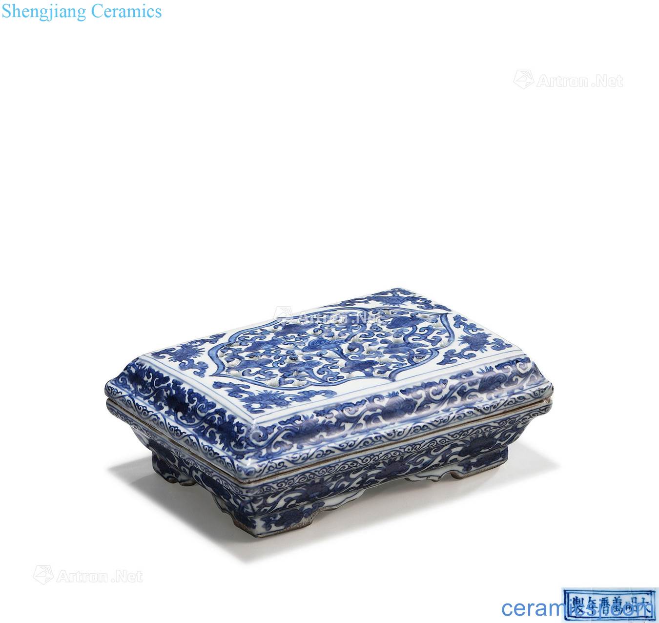 Ming wanli Blue and white hollow out ganoderma lucidum lines cover box