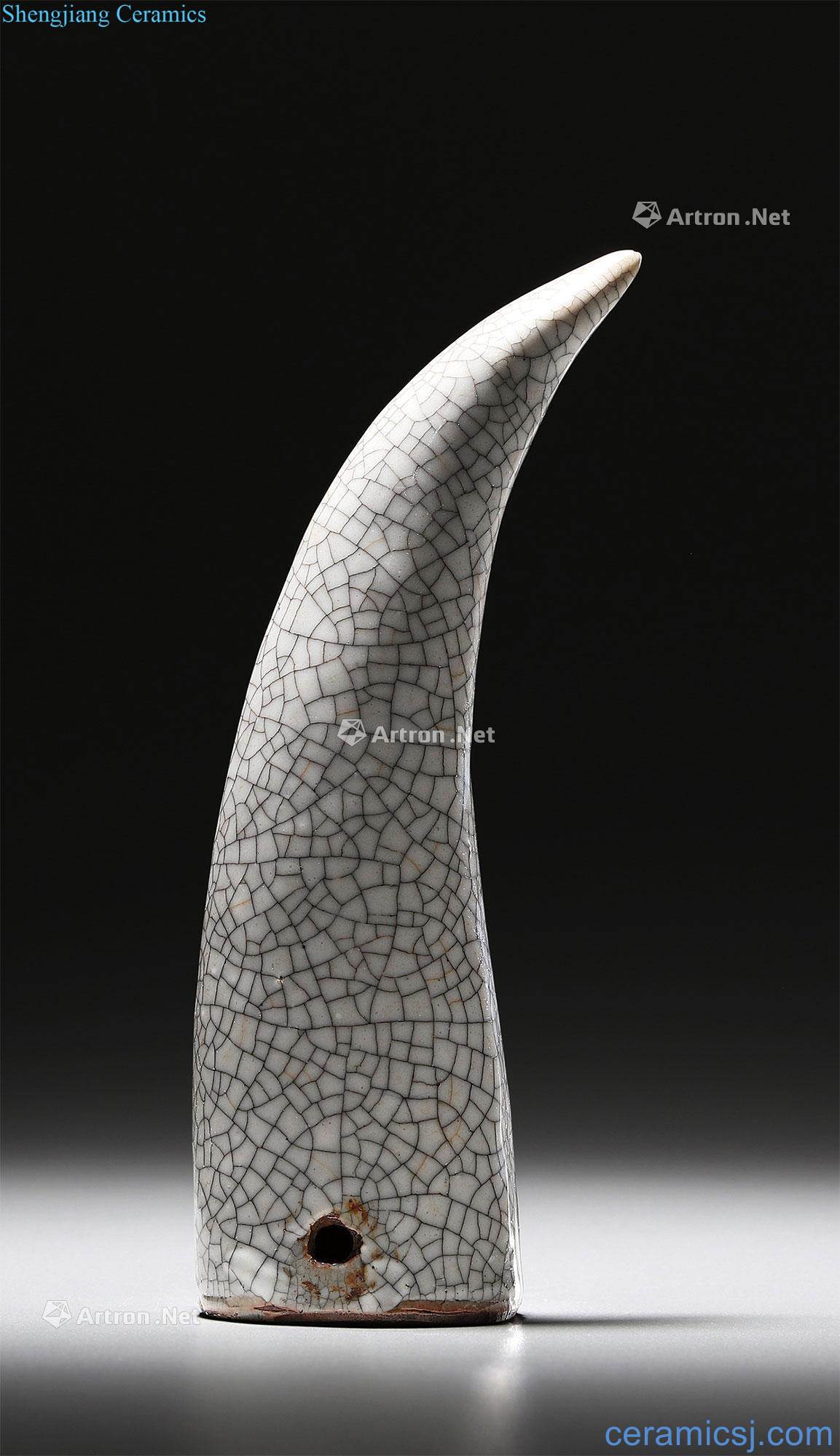 Early qing imitation brother glaze horn-type according to fire