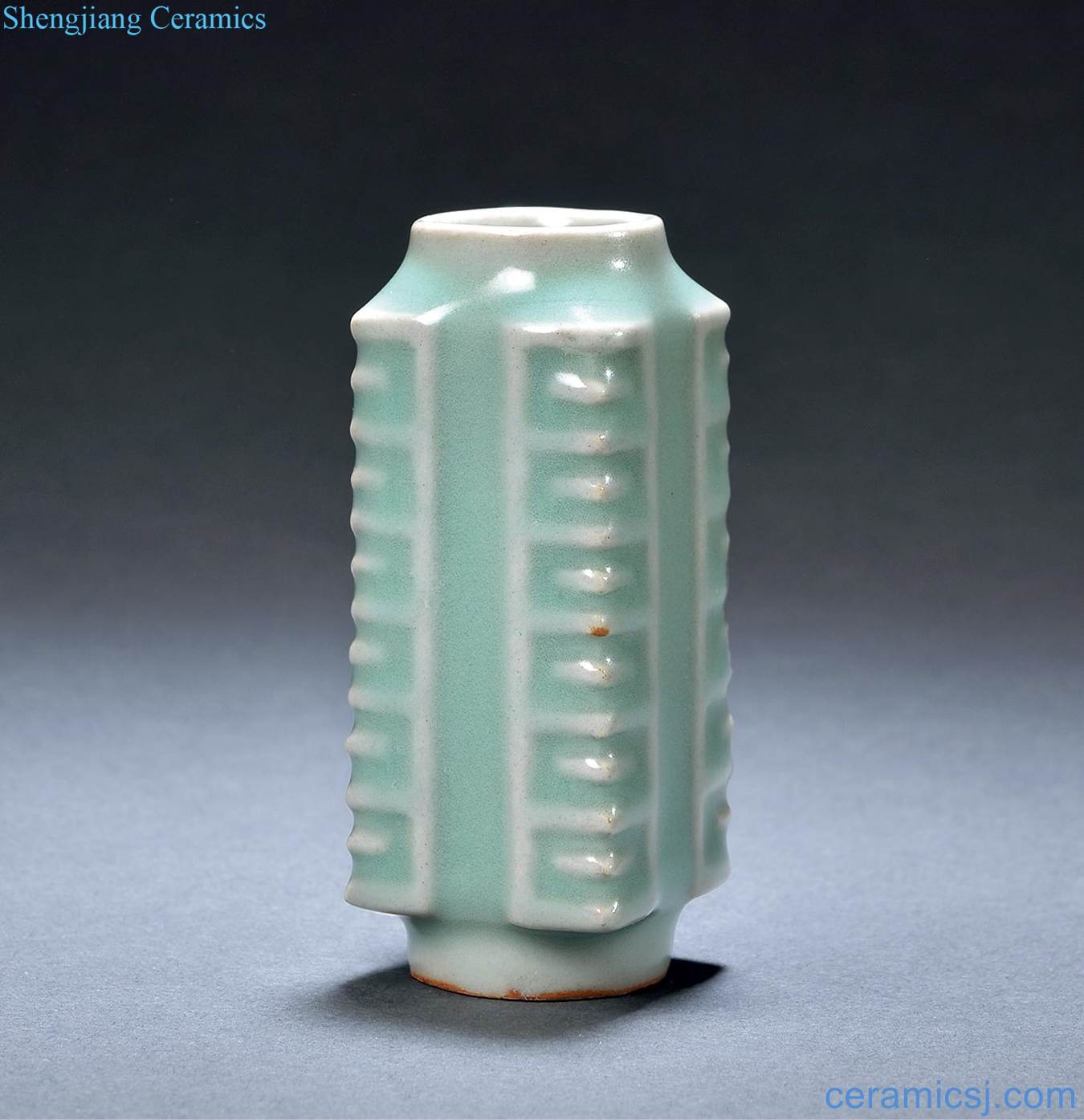 yuan Longquan small cong type bottle