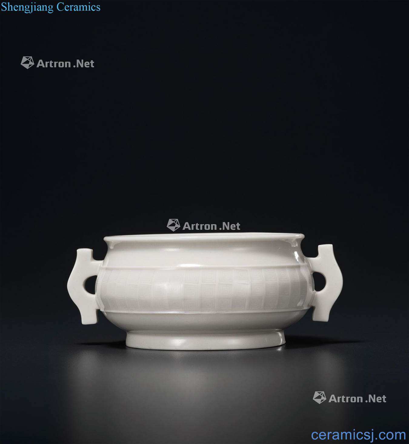 Ming dehua kiln white glazed dual halberd ear furnace