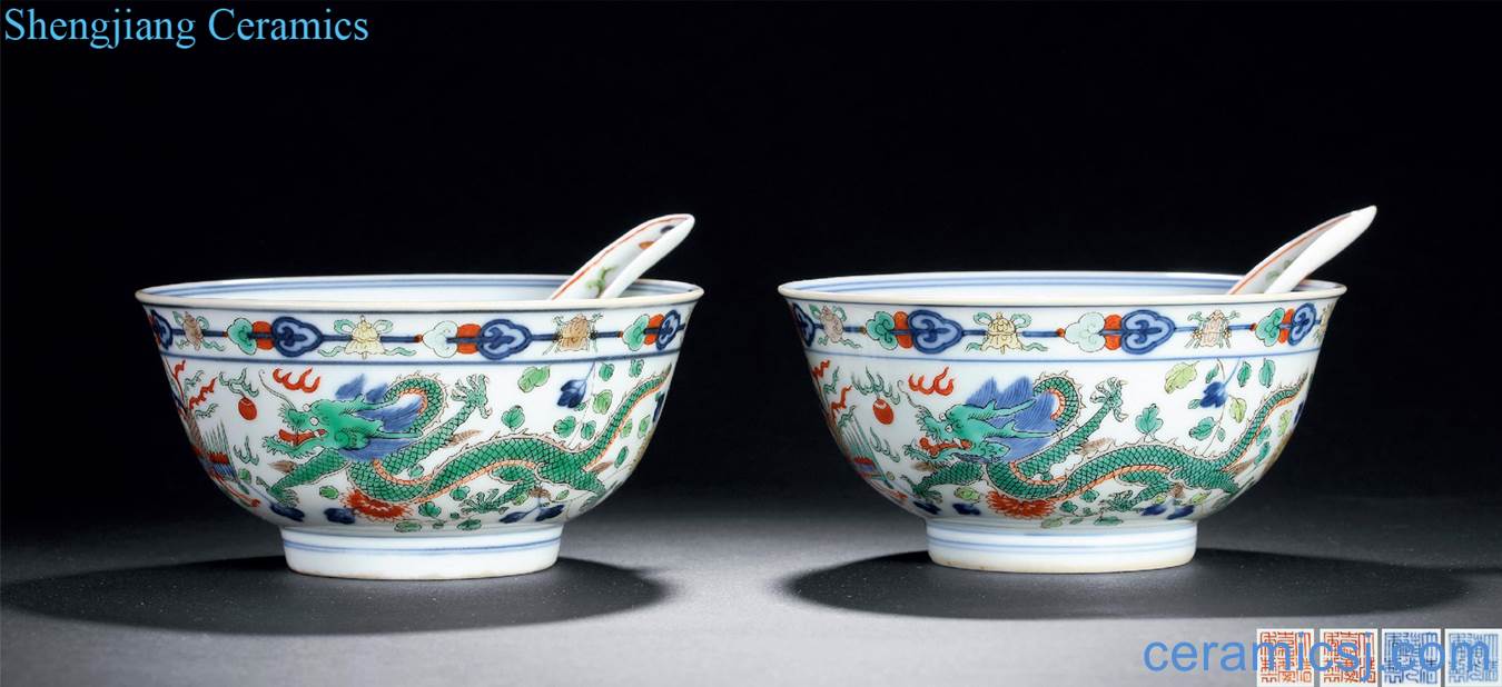 Qing jiaqing daoguang - Blue and white color longfeng green-splashed bowls Pastel bound branches sweet grain and keys (a)