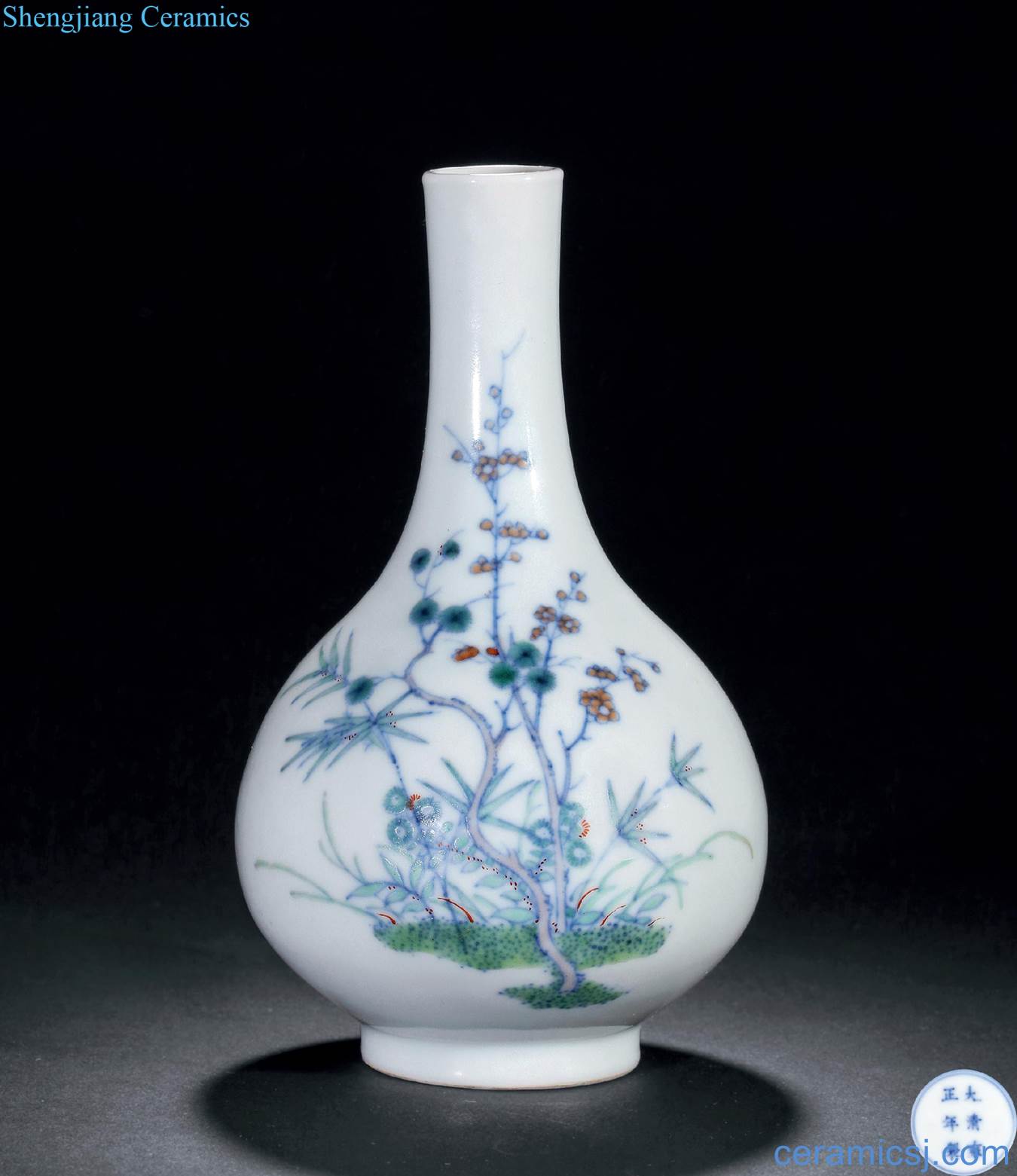 Qing yongzheng bucket color sanqing ganoderma lucidum straight flask