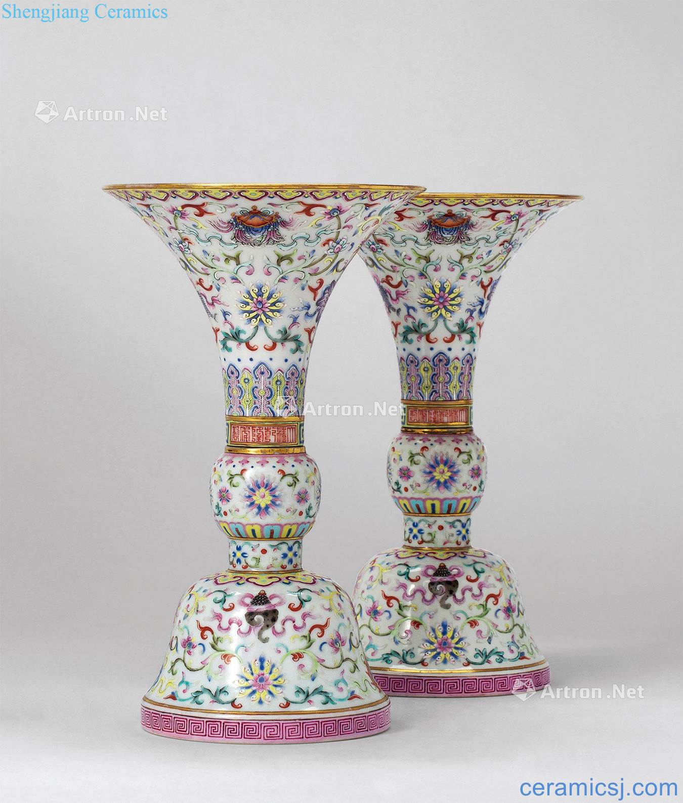 Qing qianlong pastel sweet grain flower vase with (a)
