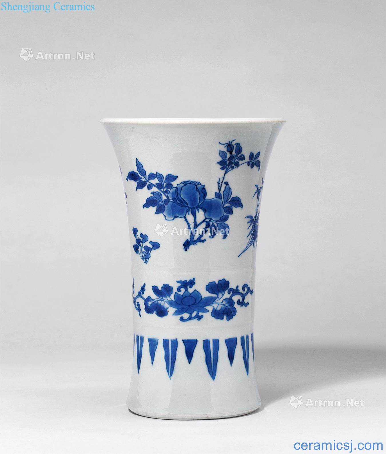 Ming chongzhen Blue and white stripes flower vase with flowers