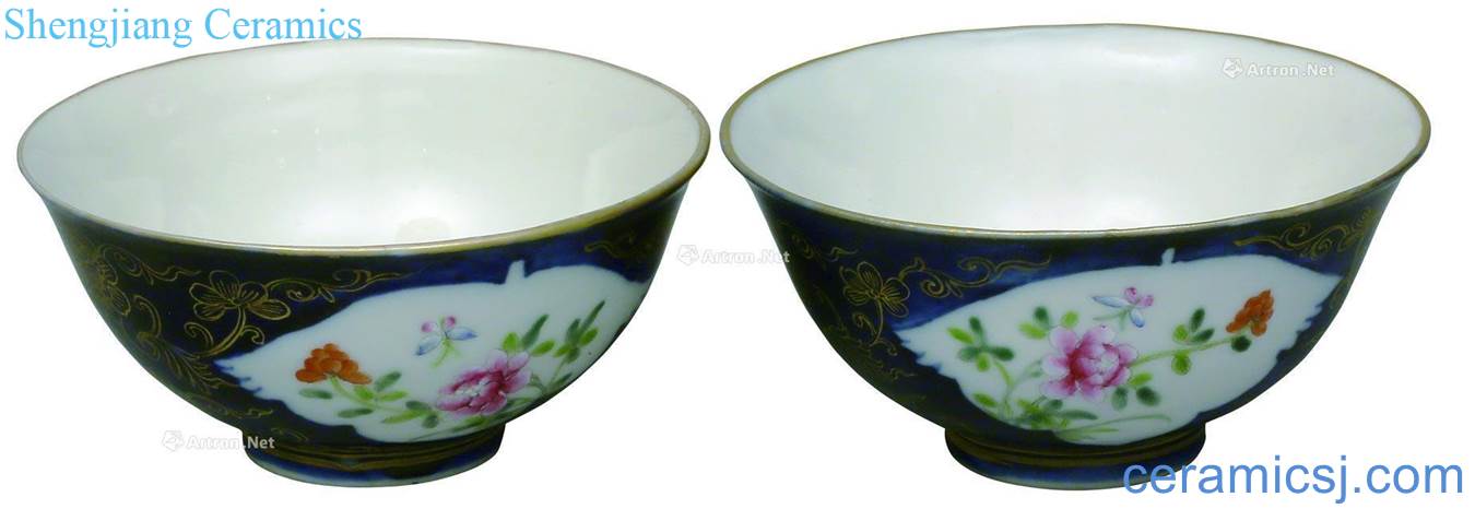 Qing xianfeng The blue glaze medallion pastel small bowl A pair of