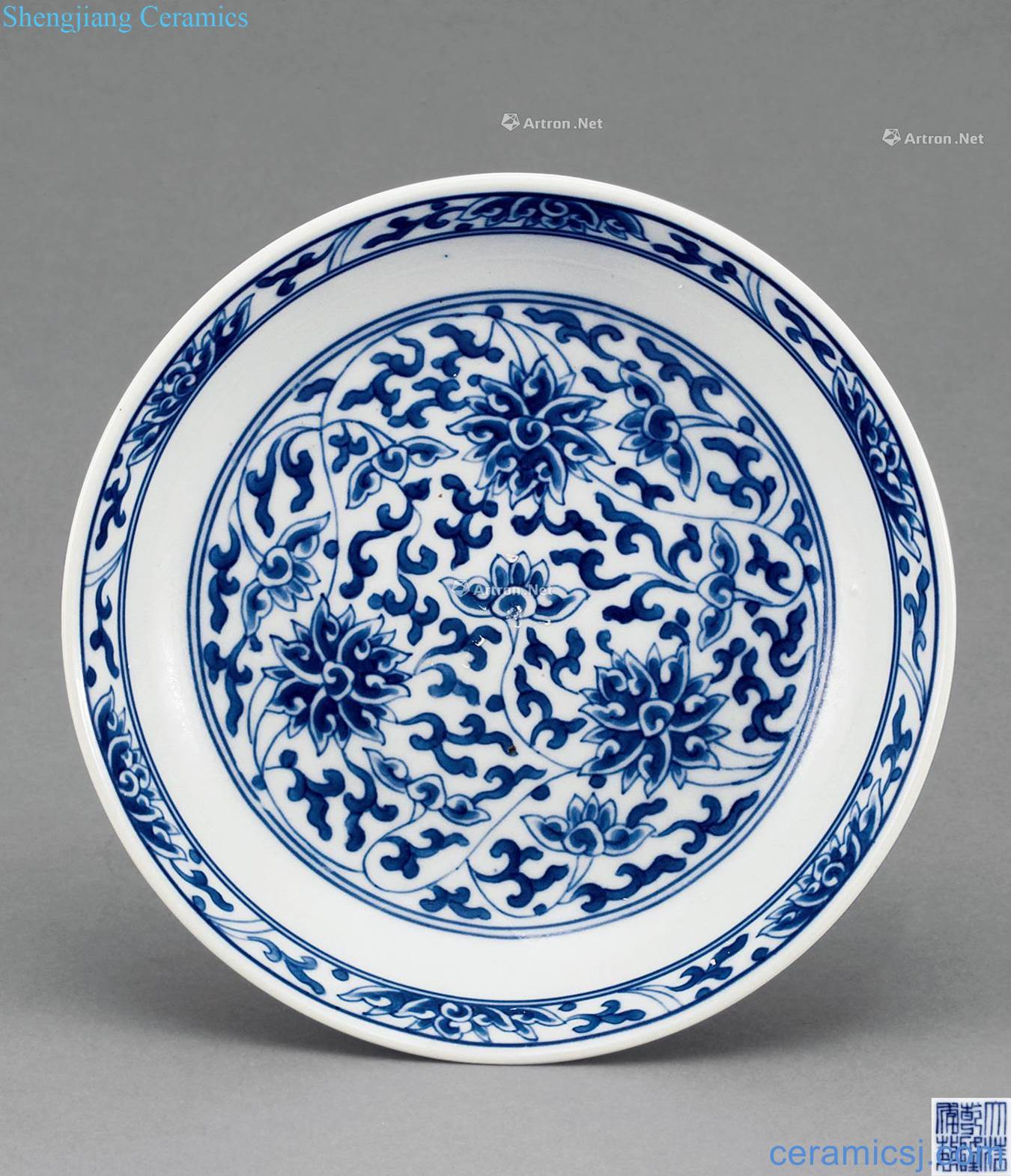 Qing qianlong Blue and white flower disc around branches