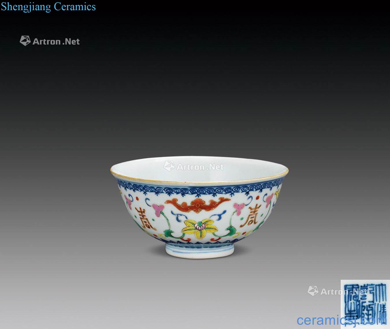 In the qing dynasty Blue and white enamel small bowl