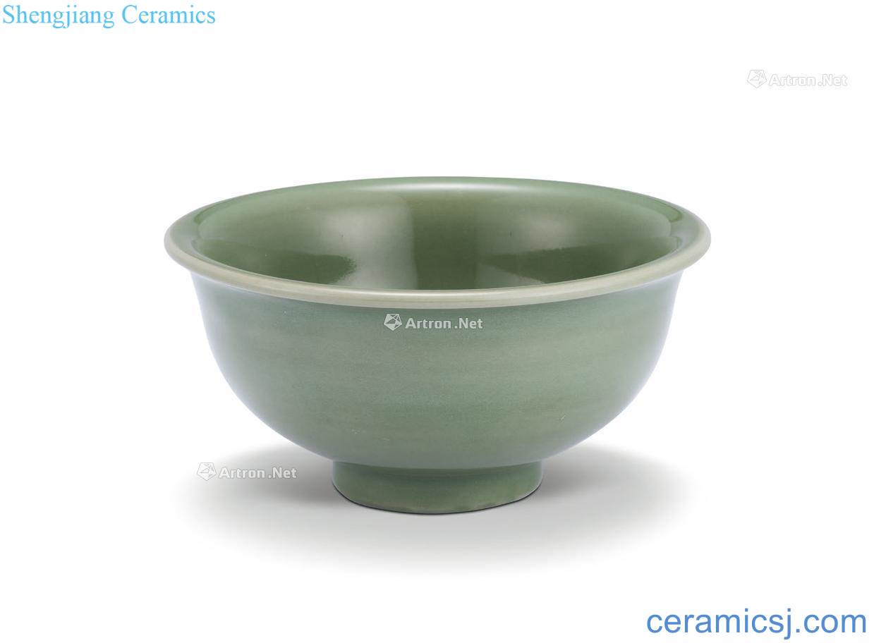 Ming dragon Spring green glazed carved grass leaf veins bowl