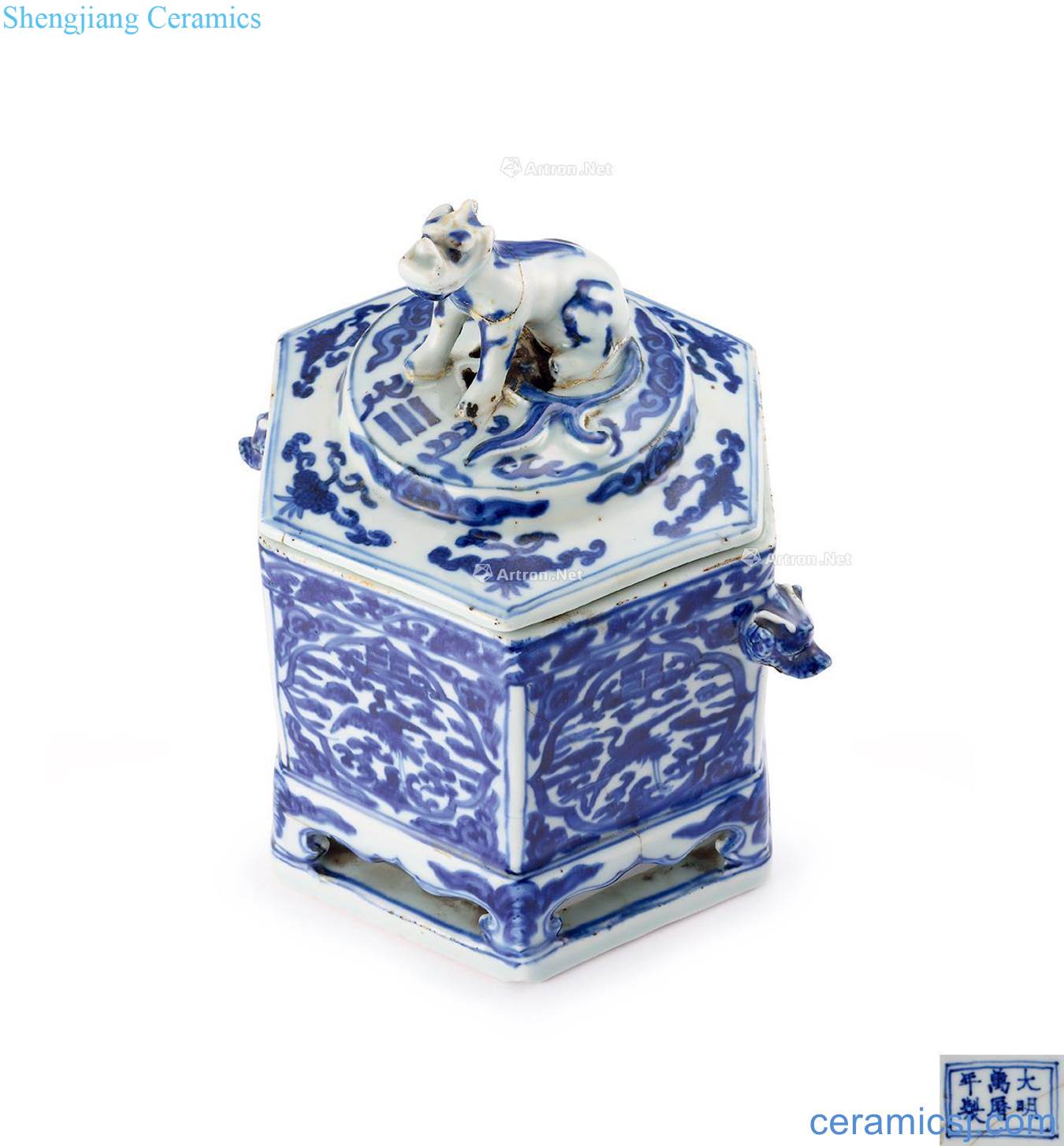 Ming wanli Blue and white far James t. c. na was published gossip grain six-party smoked furnace with cover
