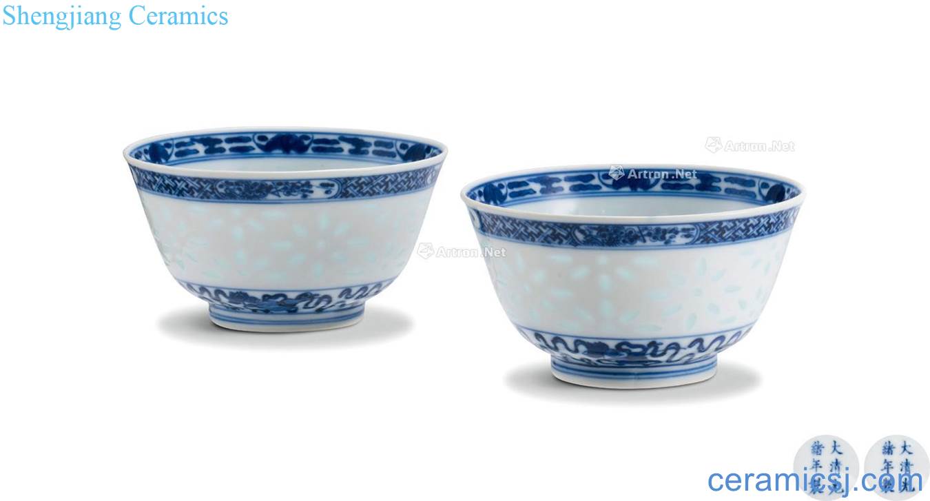 Qing guangxu Blue and white and exquisite through flower bowl (a)