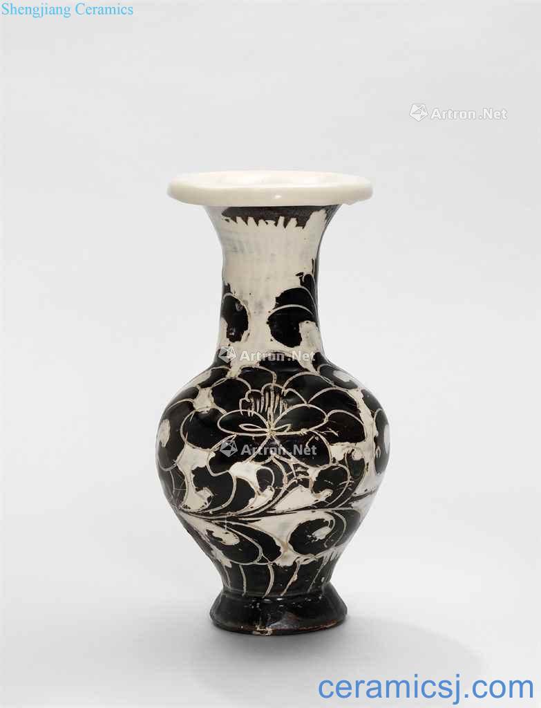 Northern song dynasty/gold Black glaze magnetic state kiln carved flowers peony grains volume bottle mouth