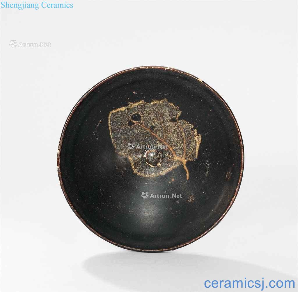 The southern song dynasty Jizhou kiln konoha lamp