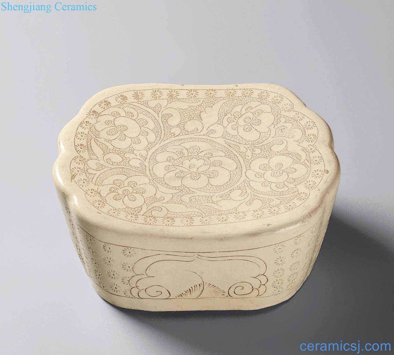 Northern song dynasty (960-1127), white glaze pearl to score flower peony pattern pillow