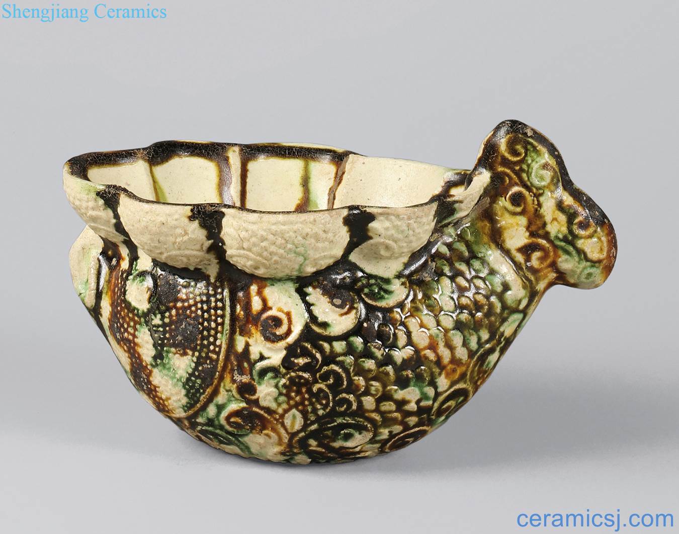 Tang dynasty (618-907), three-color stamps fish cup