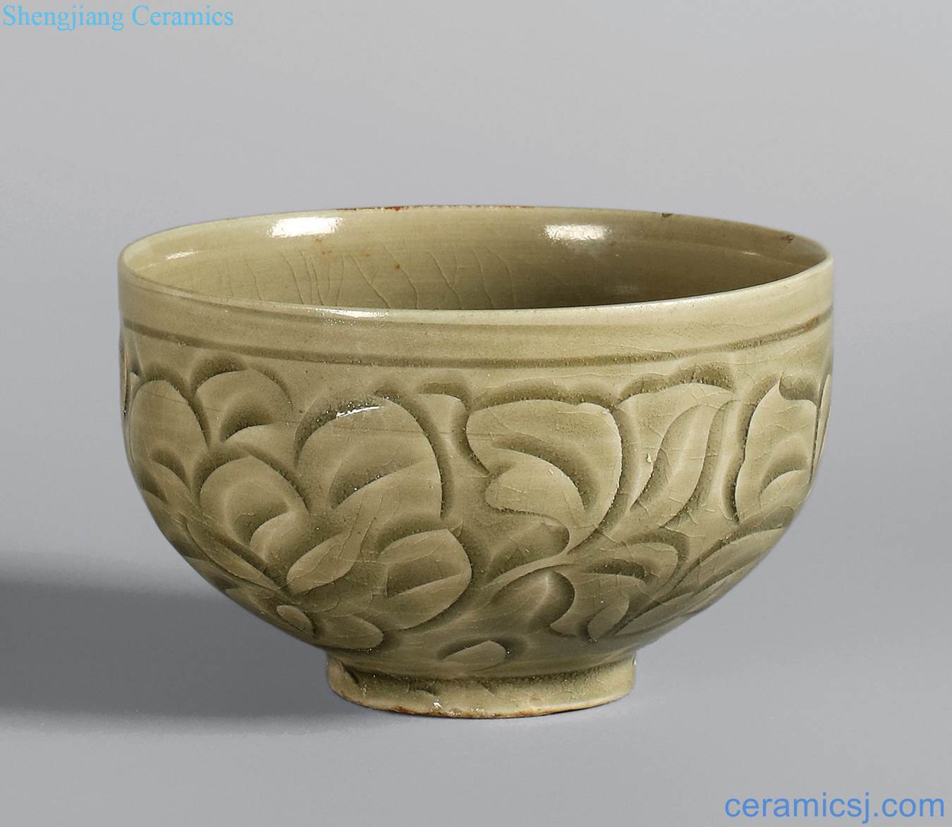 Northern song dynasty (960-1127) and gold (1115-1234), yao state kiln green glaze score flower peony lines, and bowls