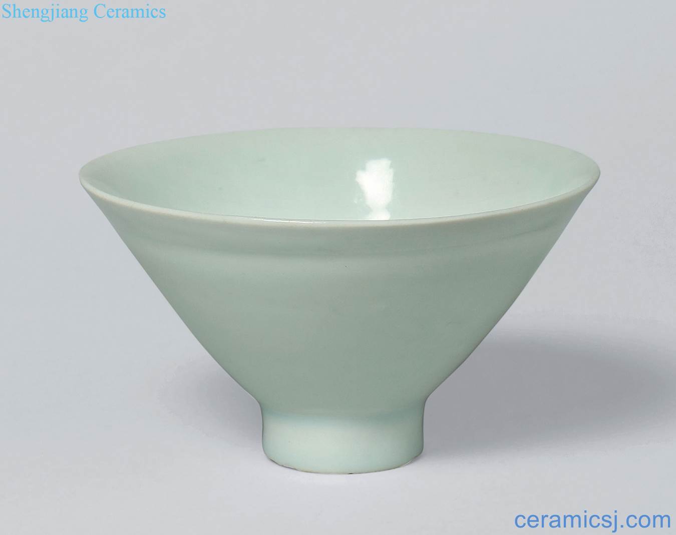 Song dynasty (960-1279), jingdezhen kiln green small white glazed hat to bowl