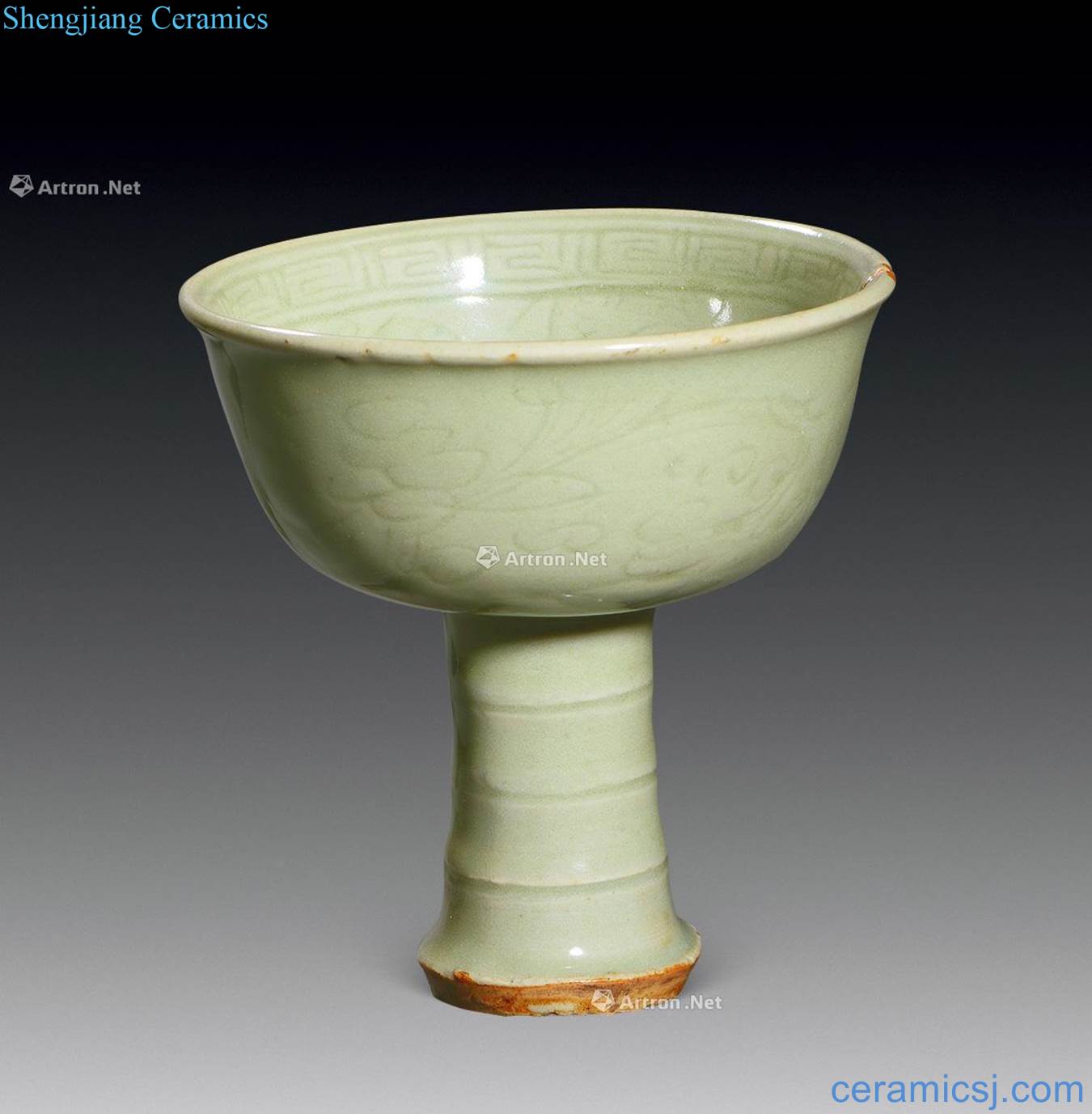 Ming Longquan hand-cut footed cup