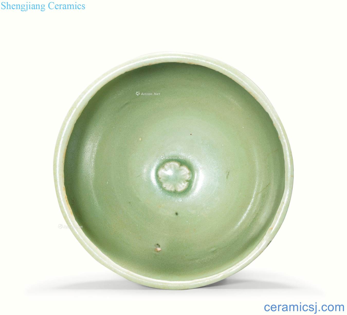 The yuan dynasty Longquan plum flower heart small cup