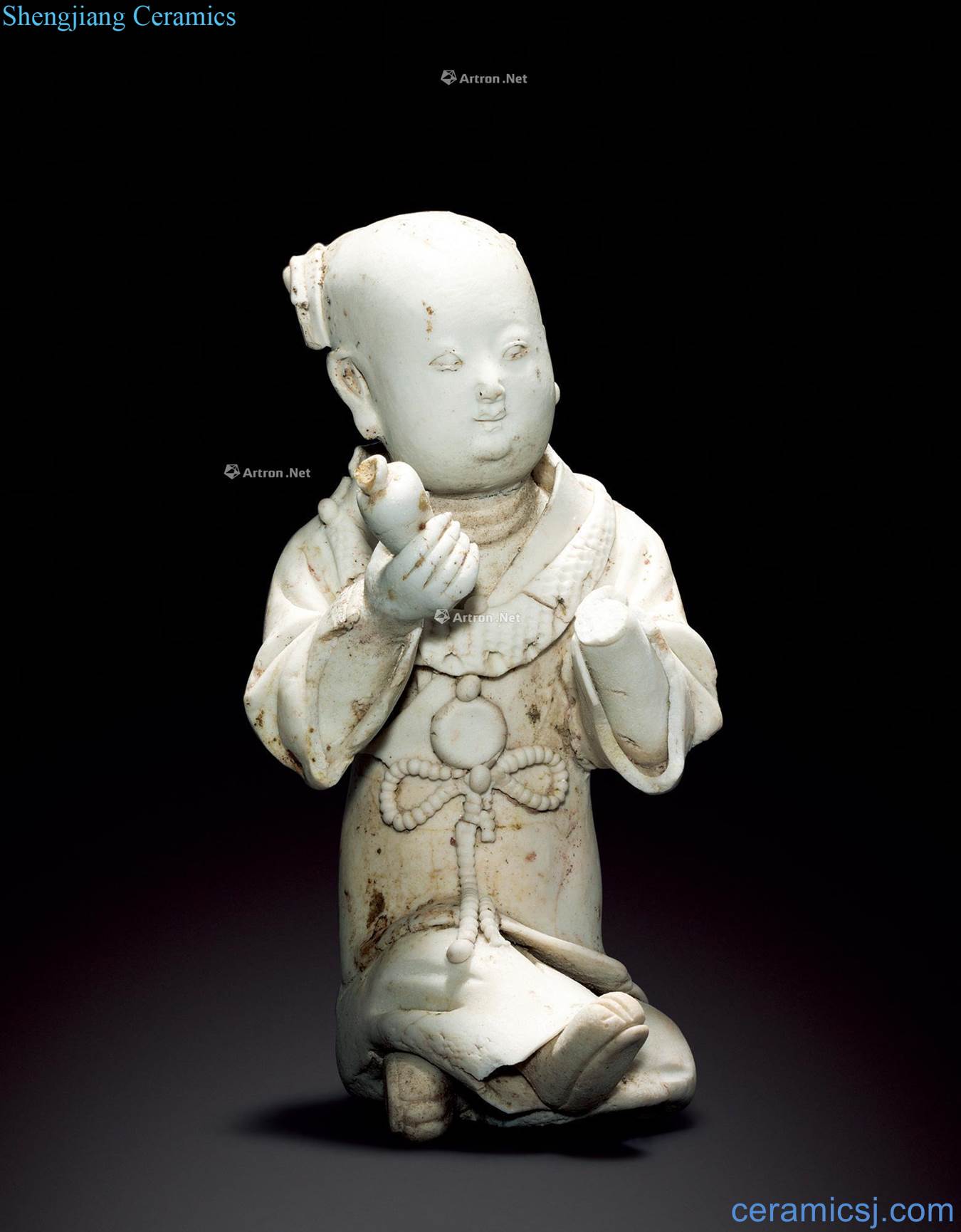 The song dynasty left tire doll statue