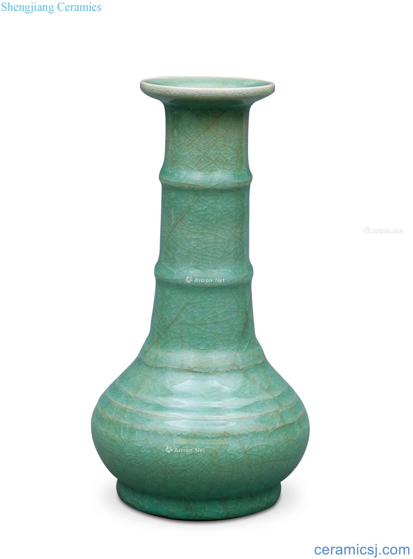 The southern song dynasty blue glaze ice crack bowstring grain bottle