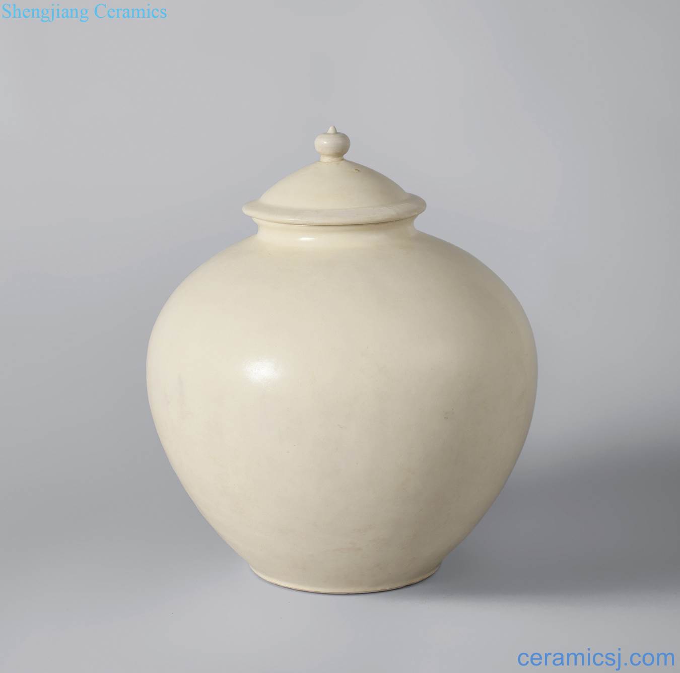 Tang (618-907), ligou kiln white glazed pot