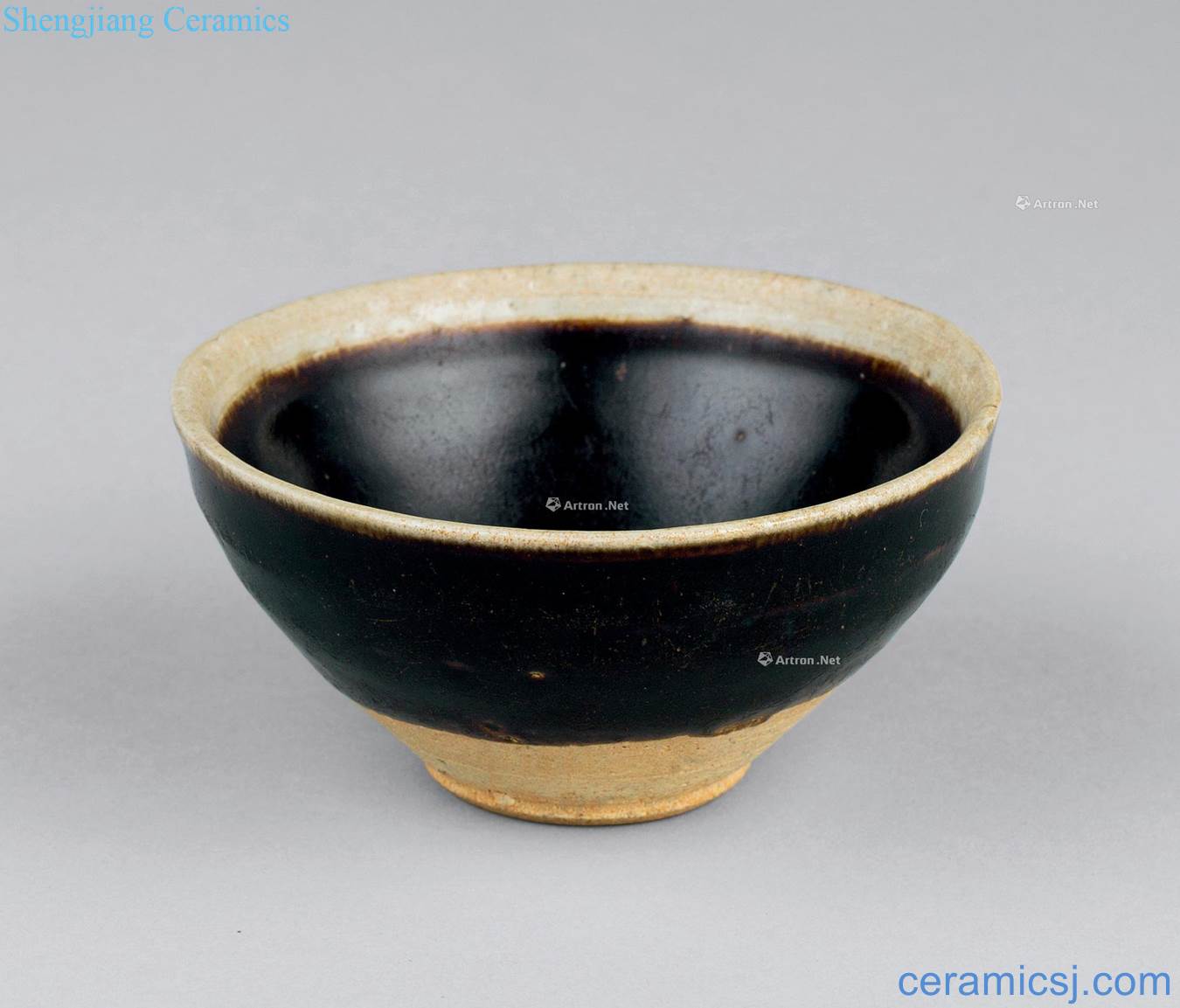 The song dynasty (960-1279), jizhou kiln white round black glaze lamp