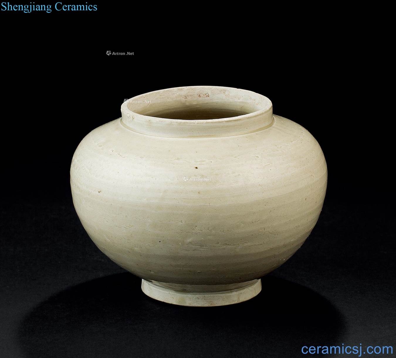 The song dynasty (960-1279), kiln white POTS