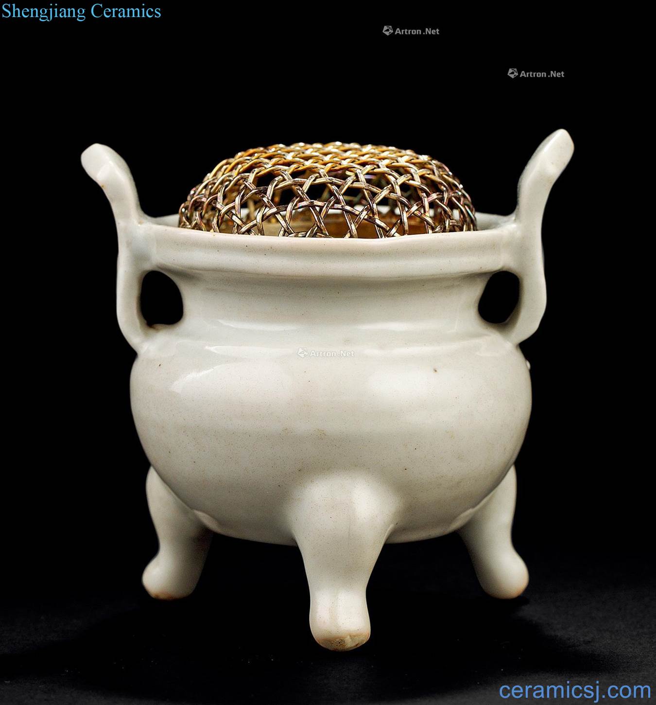 The yuan dynasty (1279-1368), white porcelain ears three-legged censer