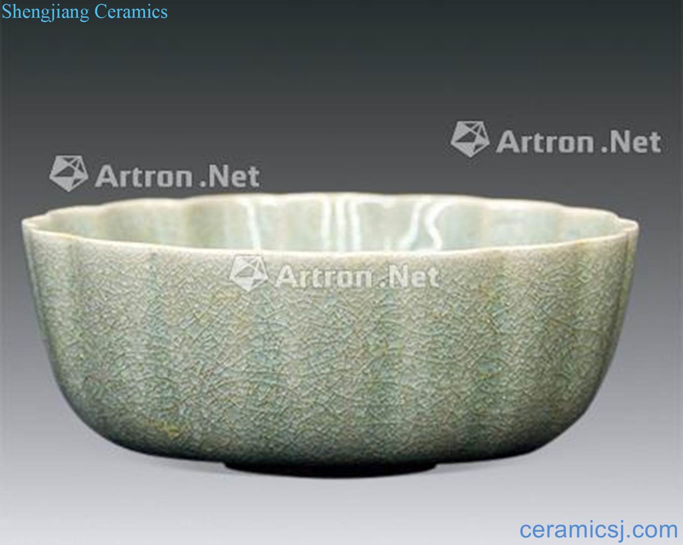 The song dynasty Your kiln ice pattern bowl