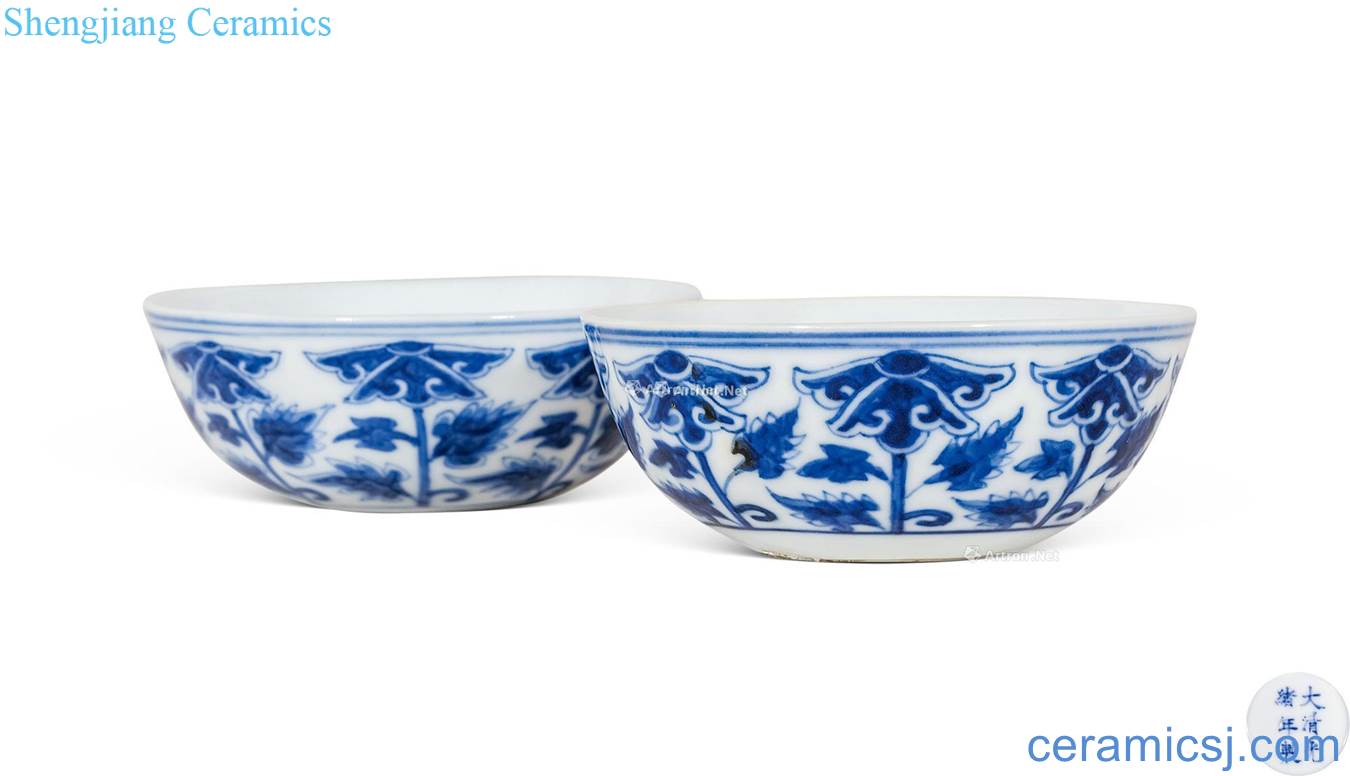 guangxu Blue and white tie up branch lotus lie fa cup (a)