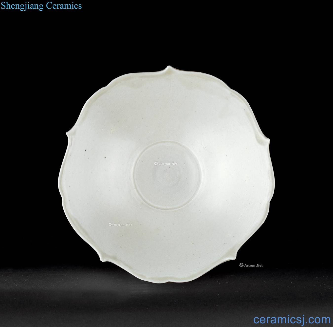 Northern song dynasty (960-1127) xing kiln mouth tray