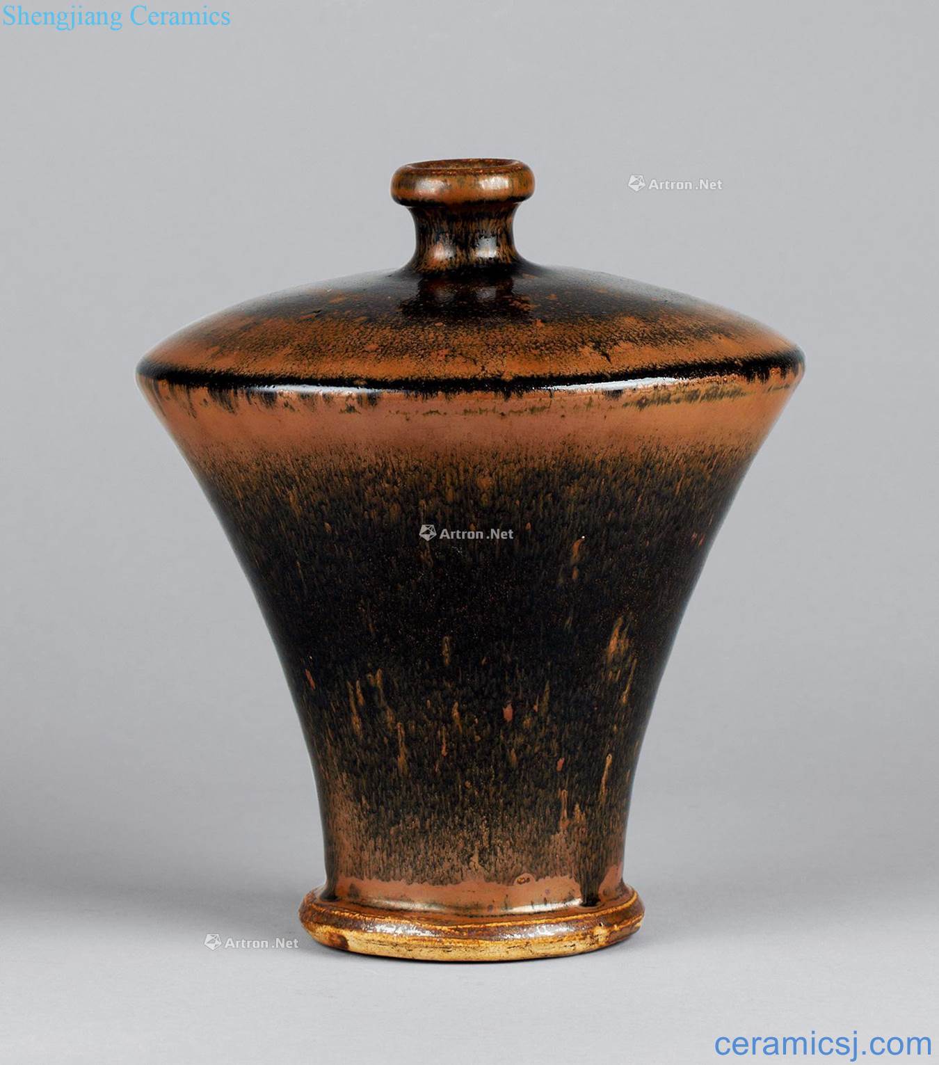 Jin (1115-1234), the black glaze bottle