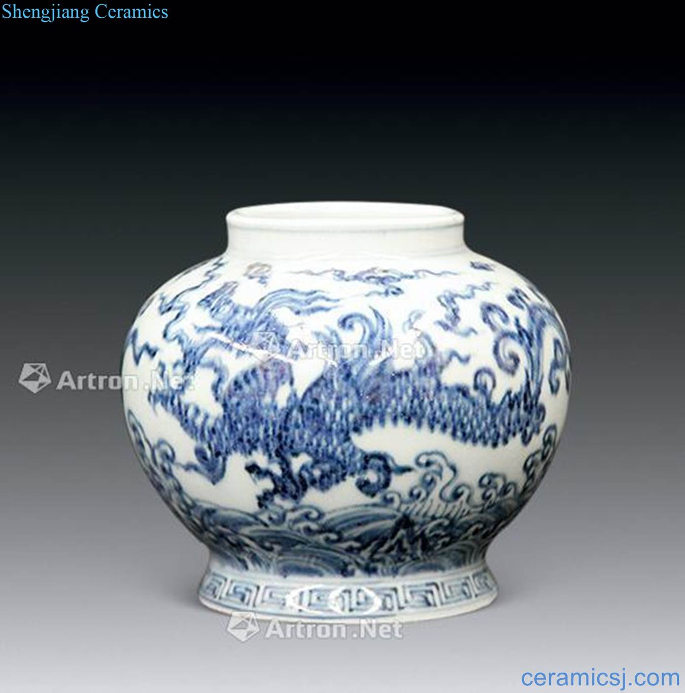 Ming xuande Blue and white dragon canister