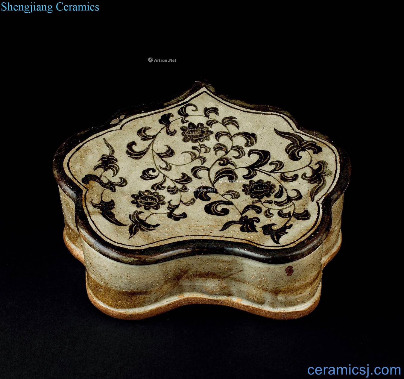 The song dynasty (960-1279) magnetic state kiln flower grain porcelain pillow