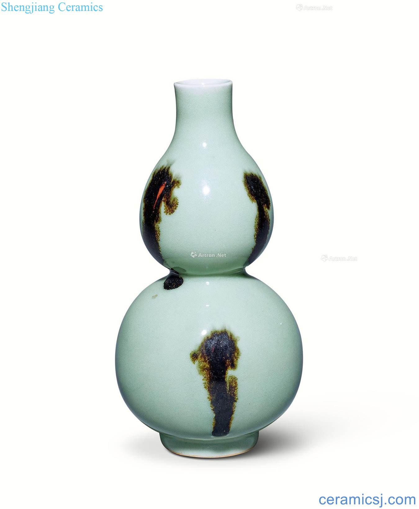 The song dynasty Longquan glaze point spot gourd bottle